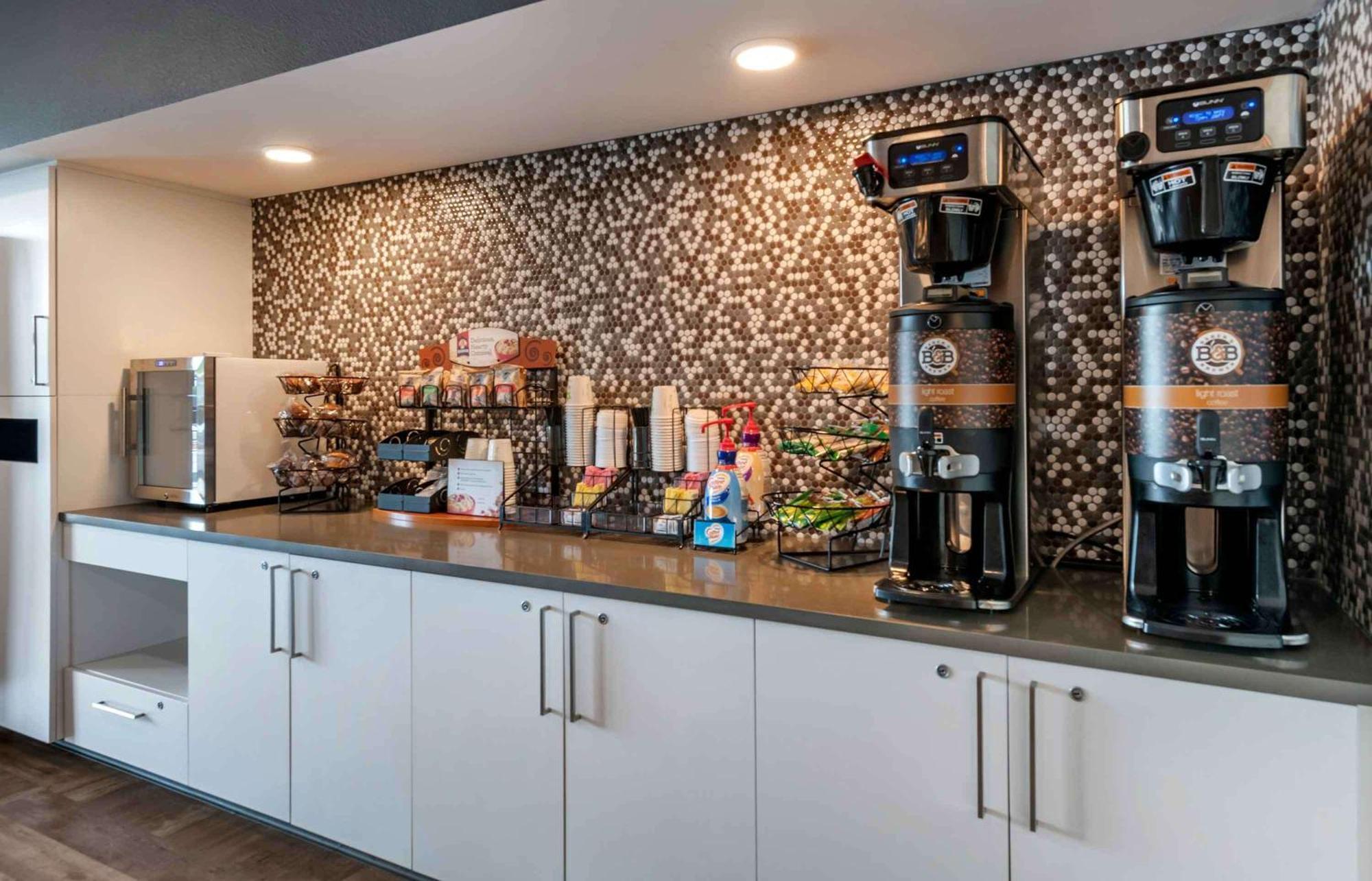 Extended Stay America Premier Suites - Melbourne - I-95 West Melbourne Экстерьер фото
